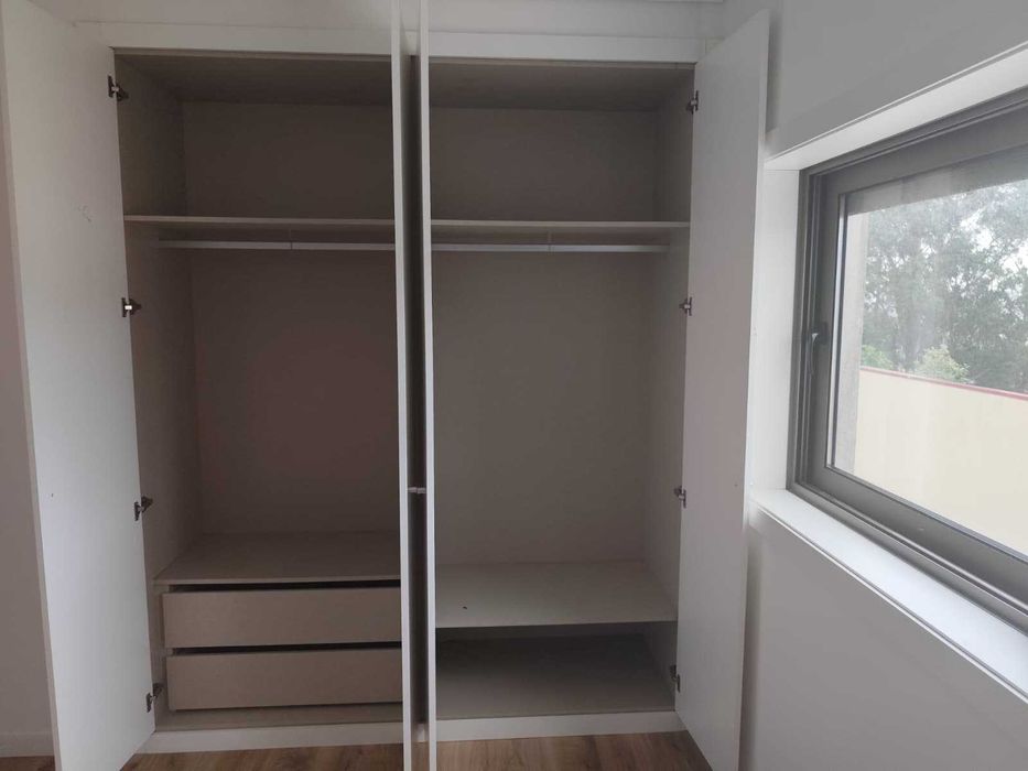 Apartamento T1 e T2 - Estrada D. Miguel