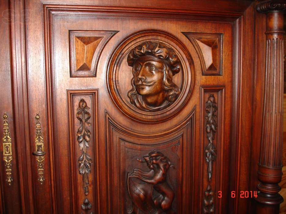 Старинный французский буфет