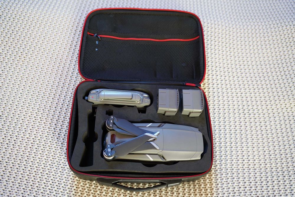 DJI Mavic 2 Pro Fly More Combo plus liczne aksesoria