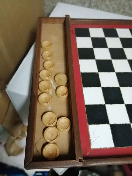 Jogo de damas antigo