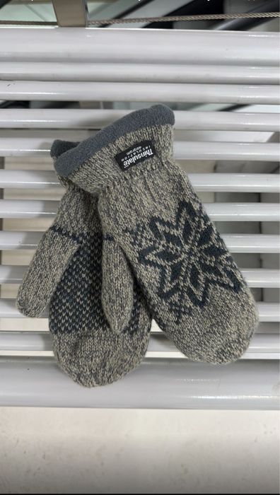 Варежки женские двойные