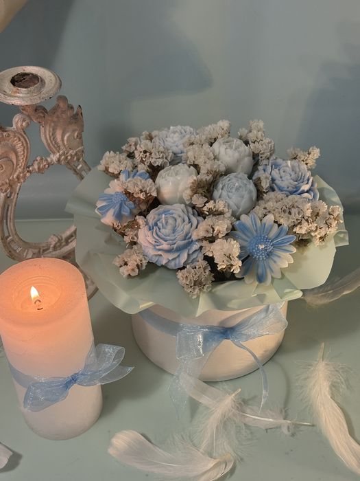 Букет з соєвих свічок