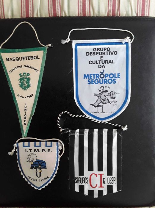5 Galhardetes (desporto) - antigos e raros - como NOVOS