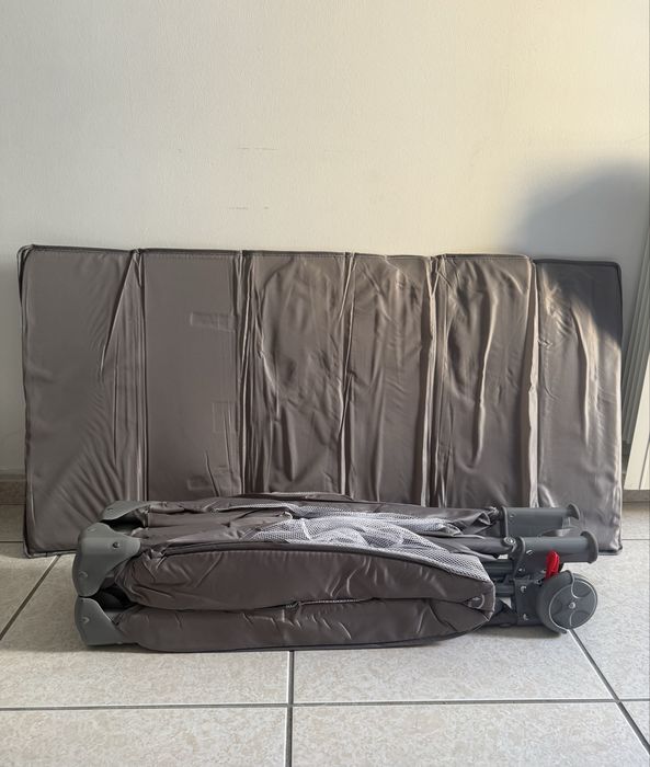 Cama de viagem / Parque de bebé Asalvo Essential (cinzento).Com colchão.