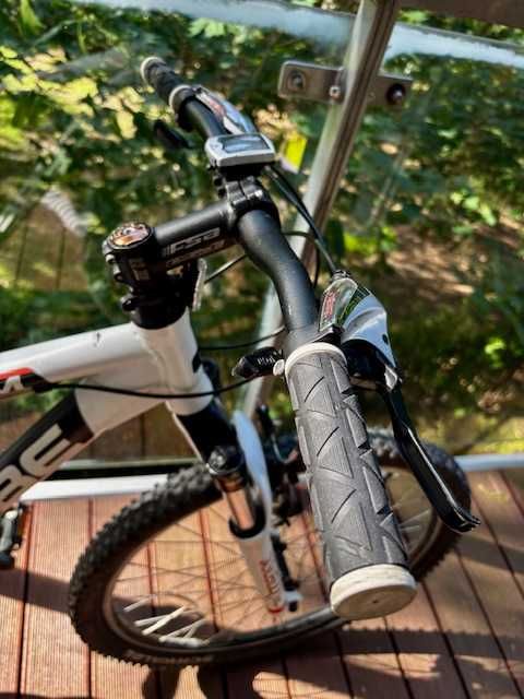 Rower MTB Cube AIM 26 16"