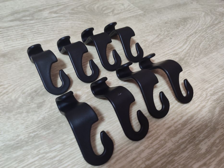 Продам крючки на сидіння авто.