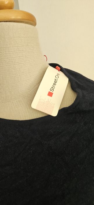 Narzutka ponczo sweter Nowy granatowy uniwersalny