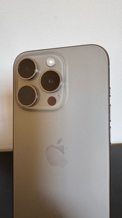 iPhone 15 Pro - 128gb