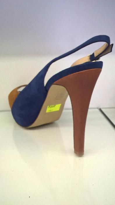 eleganckie sandały r.39, - Bruno Premi - szpilki