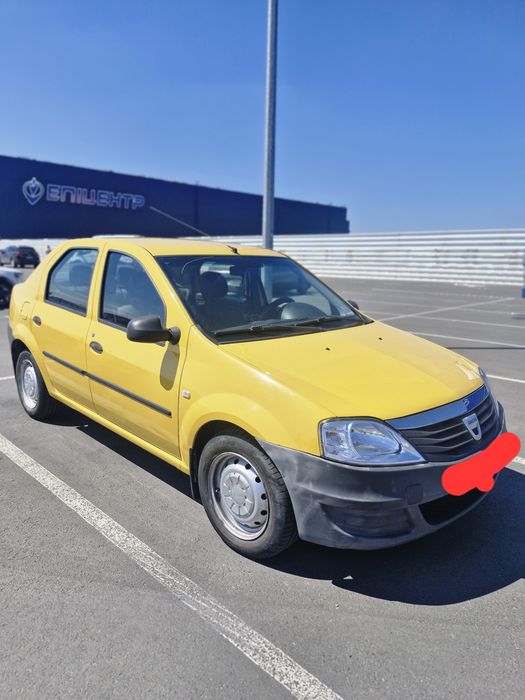 Автомобіль Dacia Logan