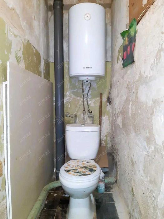 Двокімнатна квартира в Микільському.