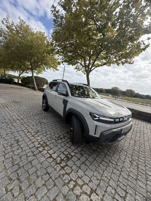 Dacia Duster Journey TCe GPL 2025 | 12.000 km | Nacional | Excelente Estado