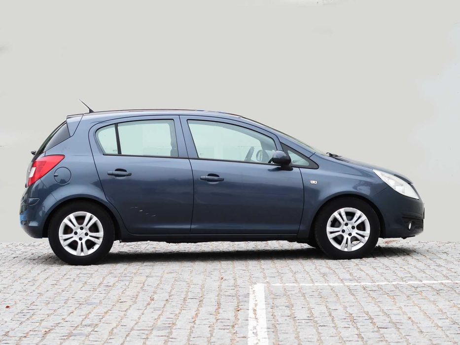 Opel Corsa — fotografia 4