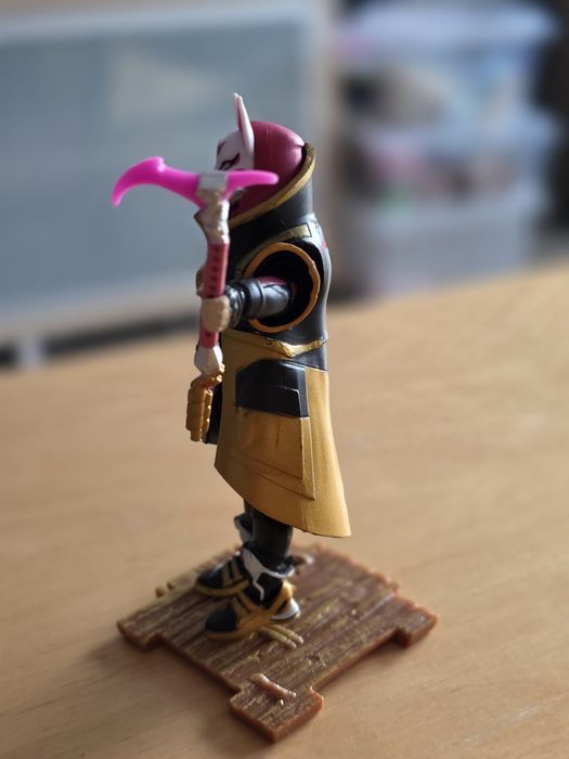 FIGURKA FORTNITE DRIFT Złoty Płaszcz Kitsune Maska + Kilof