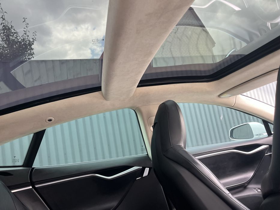 Tesla S 85 квт полный привод пневма
