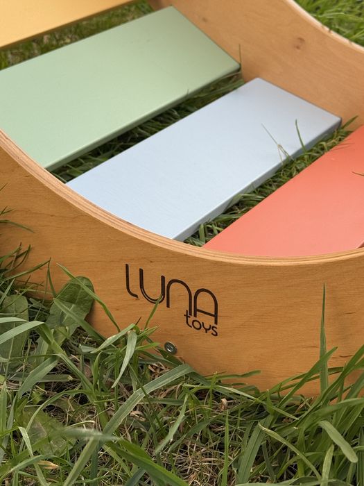 Дитяча арка-качалка Luna Toys Rainbow