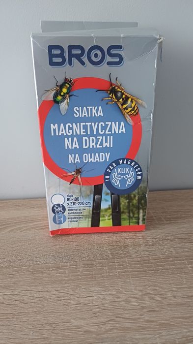 Siatka magnetyczna na drzwi biała