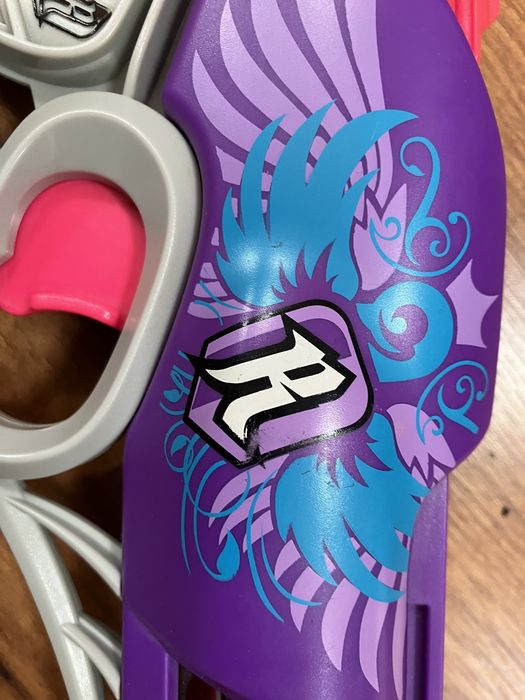 Nerf para menina como NOVA