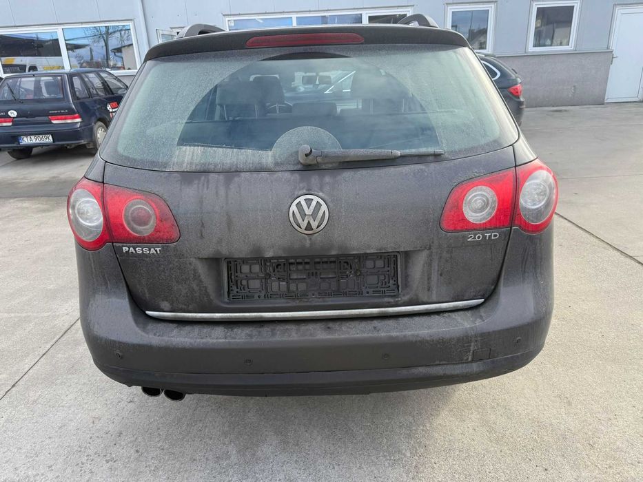 na części grill ćwiartka podłużnica volkswagen passat b6 2006r lc8z