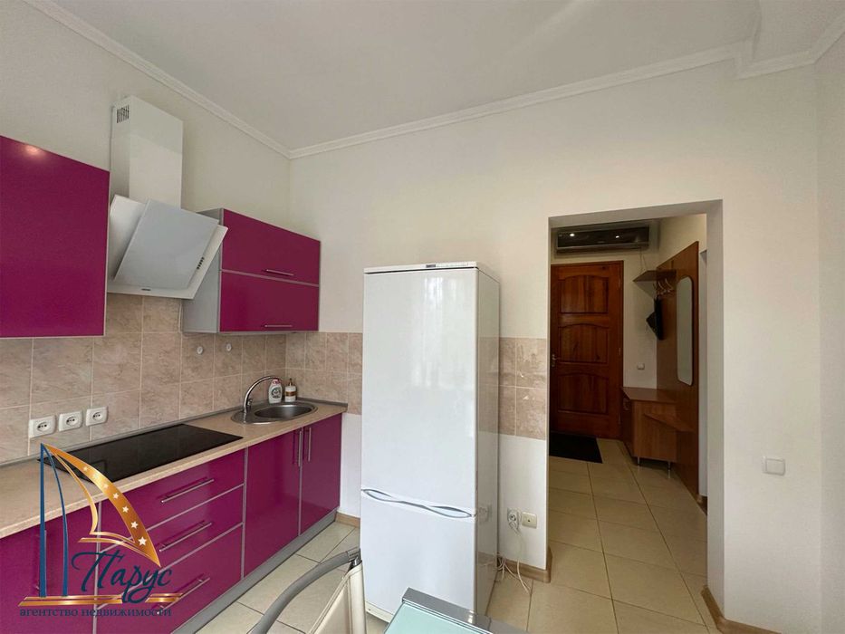 1-кімнатна на Маяковського сталінка 3/4 пов.