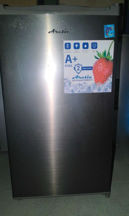Продається холодильник маленький