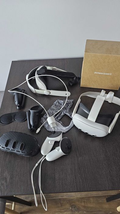 Meta Quest 3, okulary vr (bogaty zestaw)