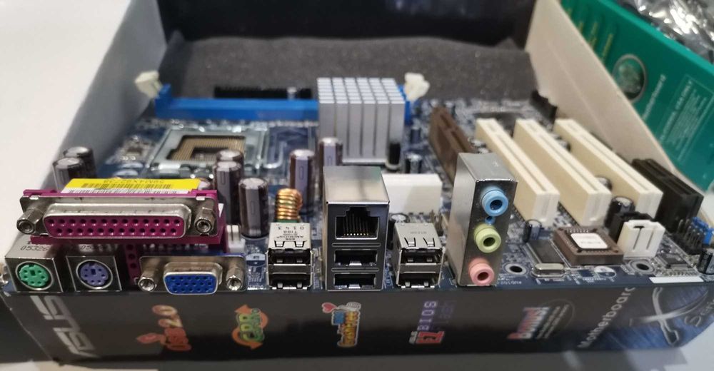 Vendo Motherboard ASRock 775VM800