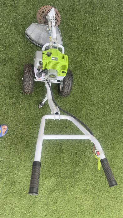Roçadora Vito r52cc