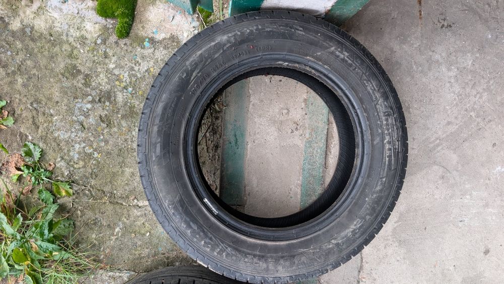 Літня резина Pirelli R14C б/у