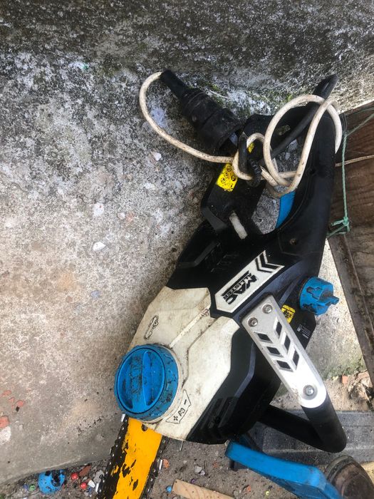 Moto serra em muito bom estado