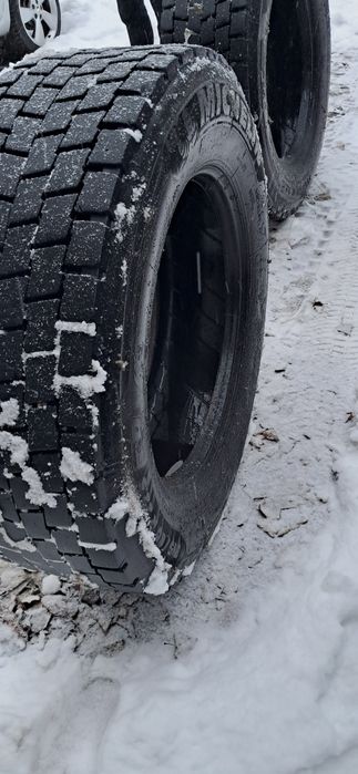 Продам резину б/у. DOUBLESTAR. 315*60*22.5