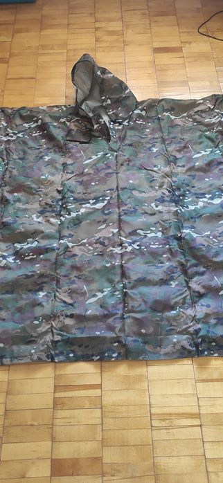 Пончо - накидка від дощу