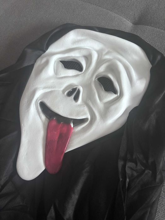 Máscara Ghostface nova