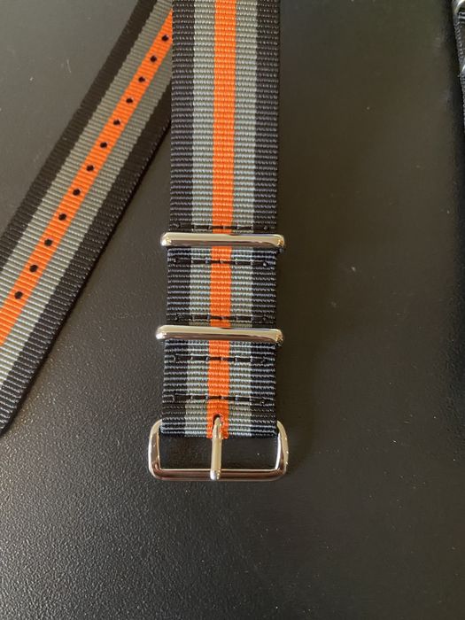 Braceletes Natos Novas às riscas 18 e 24mm