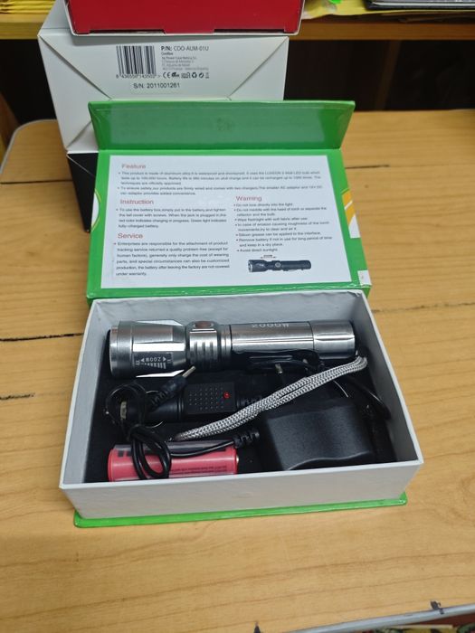 Lanterna Recarregável