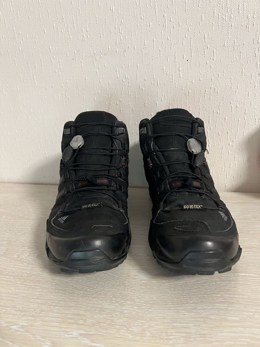 Адідас – Adidas gore - tex