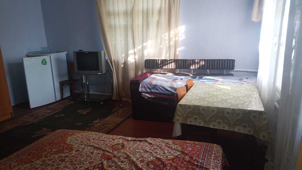 Здам величезну кімнату 25 м2 під Києвом.