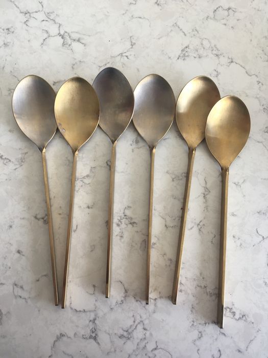 Talheres Stone Washed dourados Zara Home