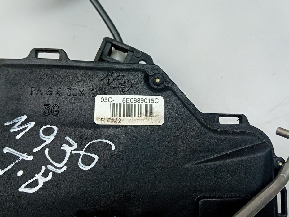 Fechadura / fecho porta trás esquerdo AUDI A4 (8E2, B6)