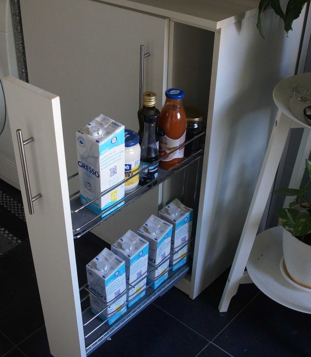 Vendo  MÓVEL DE COZINHA COM 1 PORTA em segunda mão