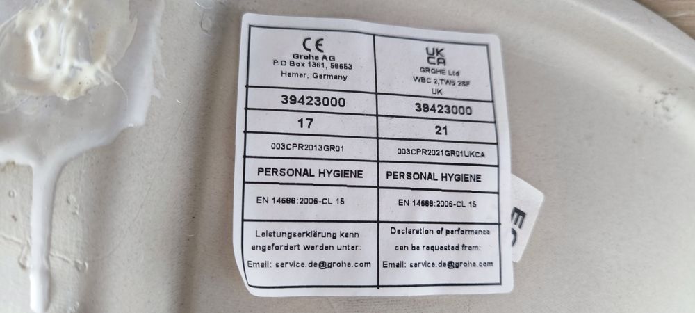 Grohe Bau Ceramic Umywalka 56x42 cm podblatowa biała