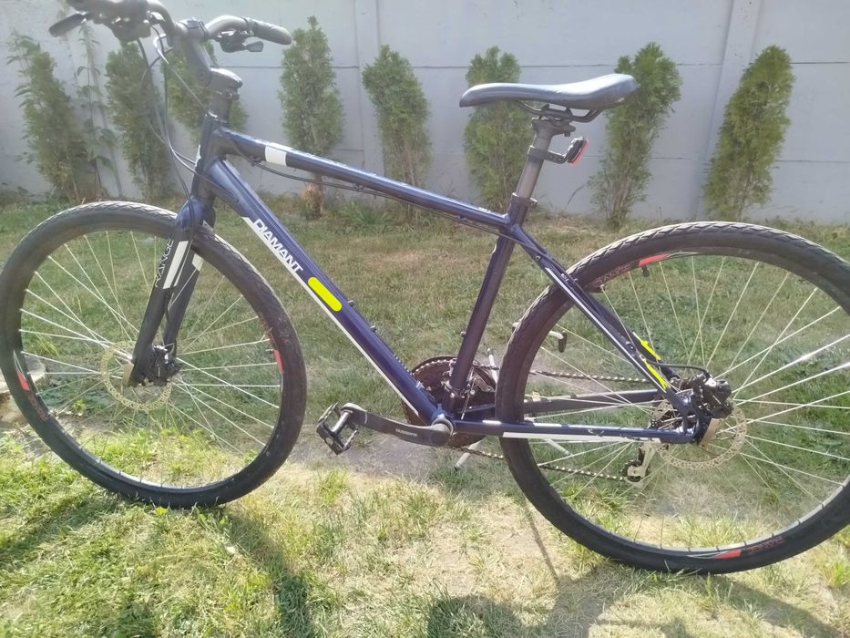 Rower Crossowy DIAMANT AEON 20 RANGE Koła 28 cali Rama Alu 46 cm 18 cali Hamulce Tarczowe Hydrauliczne