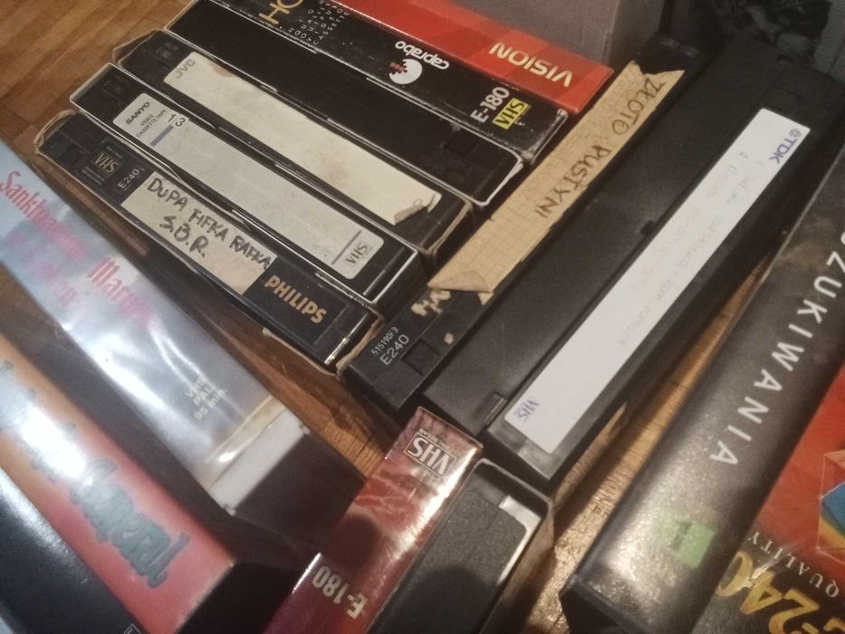 Kasety VHS 22 sztuki z domu