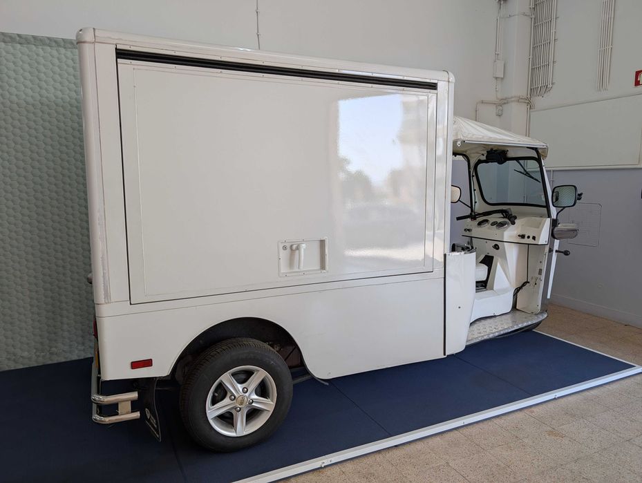 Vende-se Tuk Tuk de caixa fechada | 100% Elétrico