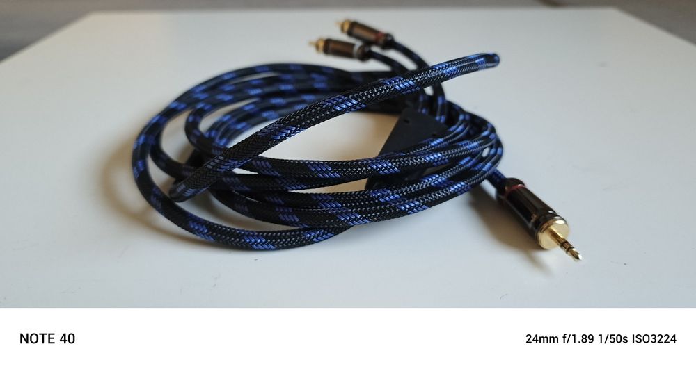 Przewód/kabel AUX, Jack/cinch, długość 2,9m.