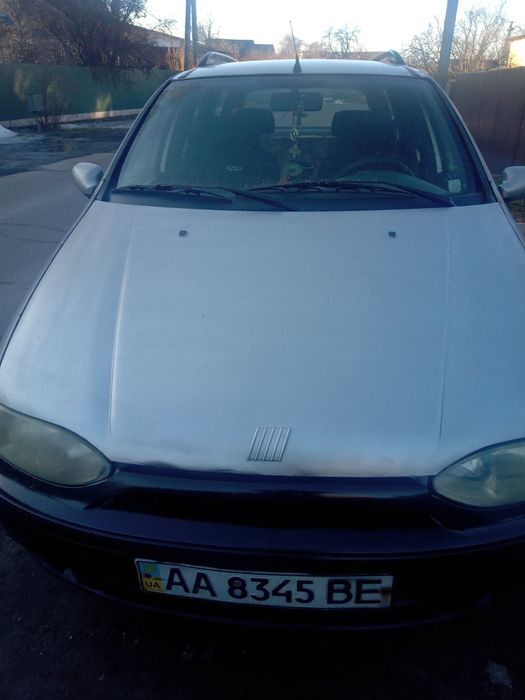 Продам машину Fiat Palio Weekend 1999 року