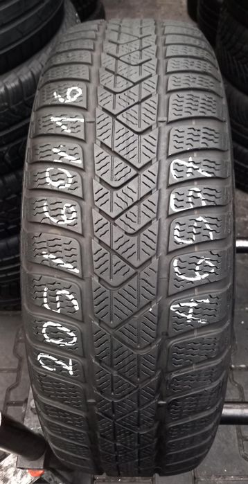 205/60/16 Pirelli SottoZero H:BMW RSC 96H