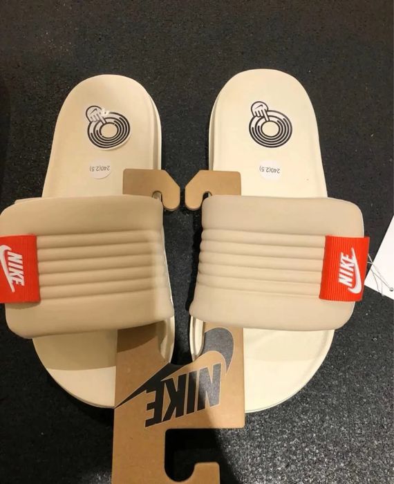Nike Offcourt Adjust Slide( в наявності бірюза 24,5-25 см)