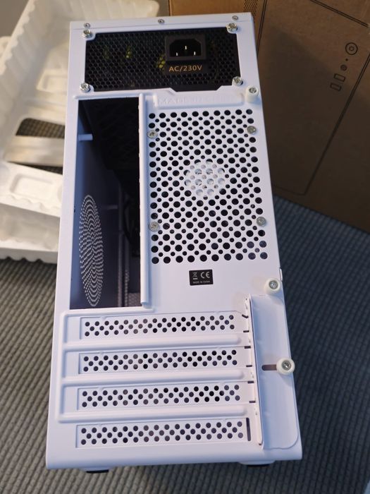 Obudowa  komputerowa biała Tacens OrumX500.