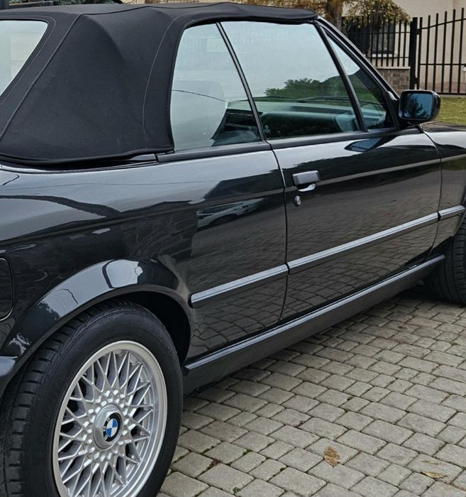 BMW E30 Cabrio 325i z Klimatyzacją